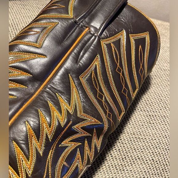 Vintage Cowboy custom cognac boots with 5 stitch accent. Size W 9.5 - Picture 10 of 16